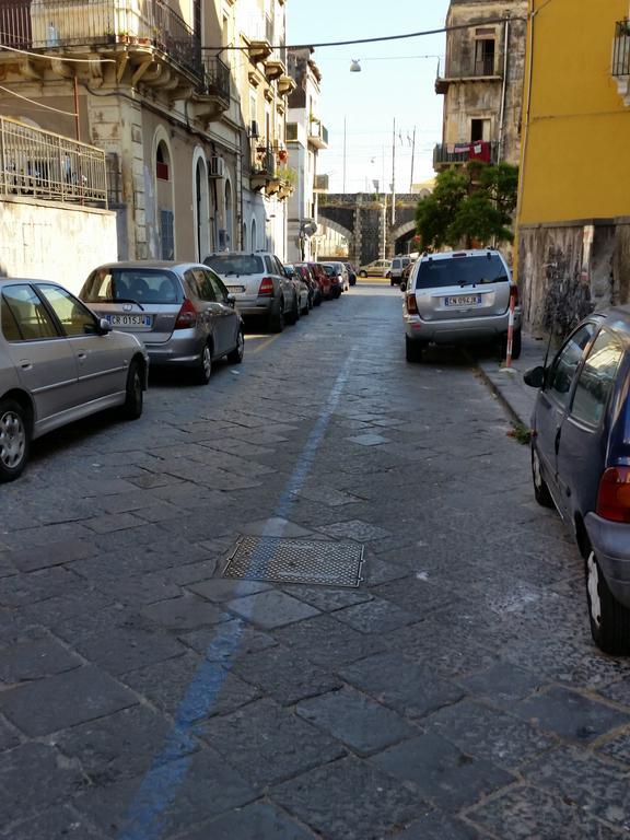 Il Pozzo Di Santa Teresa Apartment Catania Ruang foto